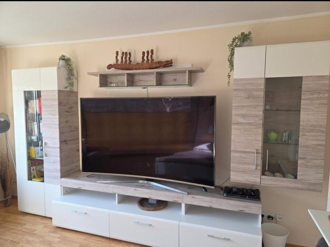 Modernes Apartment Im Gruenen, Mit Park- Und Meer-Naehe Бад Цвишенан Екстериор снимка