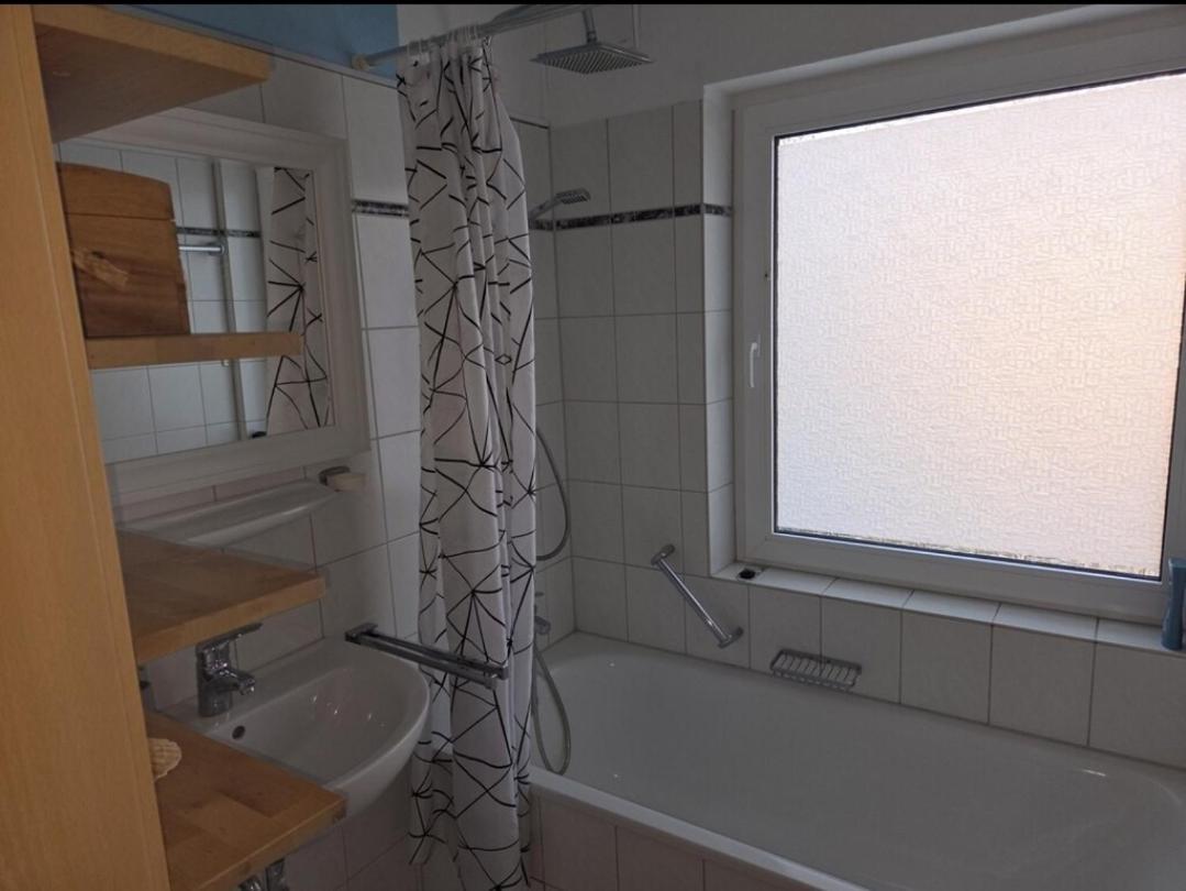 Modernes Apartment Im Gruenen, Mit Park- Und Meer-Naehe Бад Цвишенан Екстериор снимка